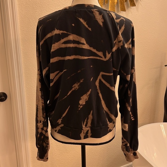 Wildfox Tie Dyed Sweatshirt - Picture 4 of 7
